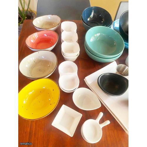 Lote de platos de colores ItemRB3