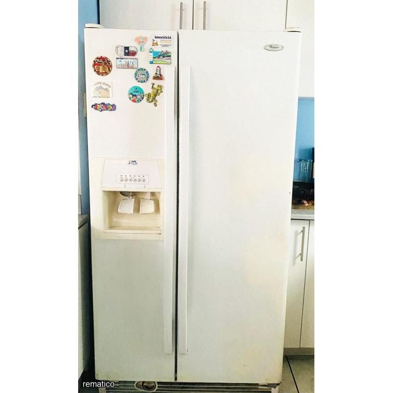 Refrigeradora Whirlpool ItemRB38