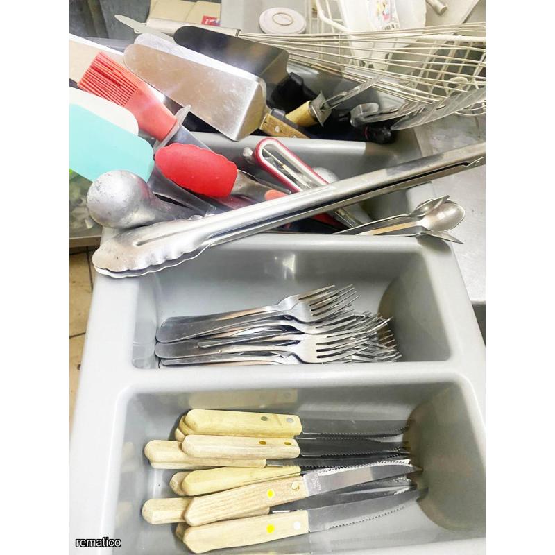 Lote de cubertos varios ItemRB9