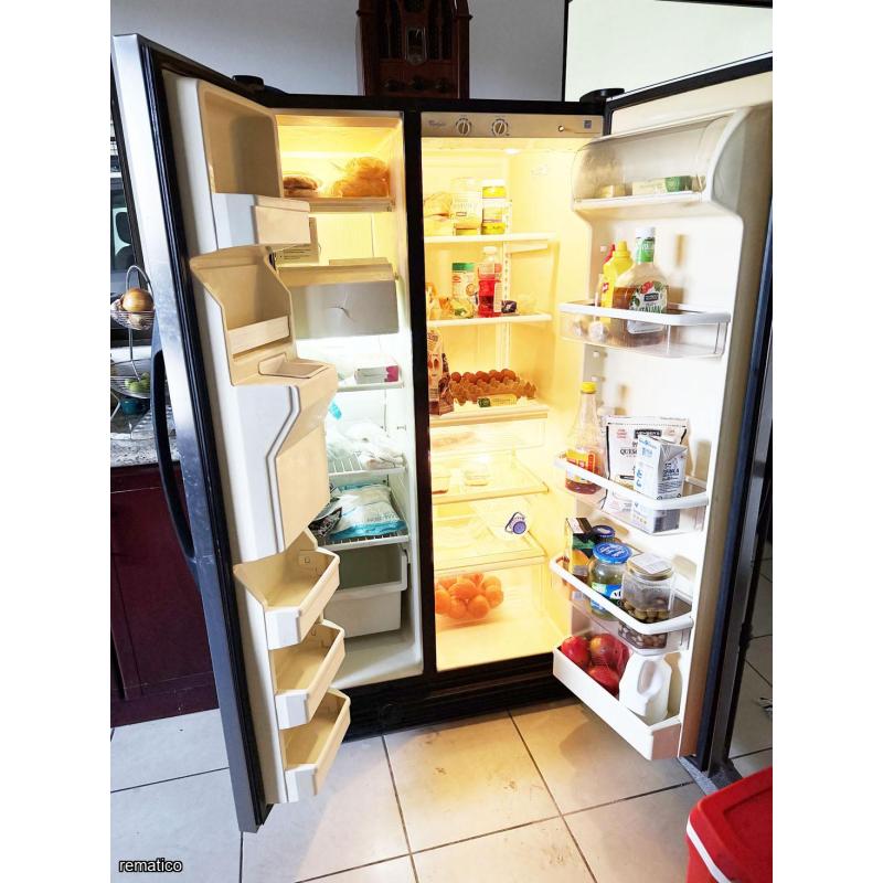 Redrigeradora Whirlpool ItemSD4