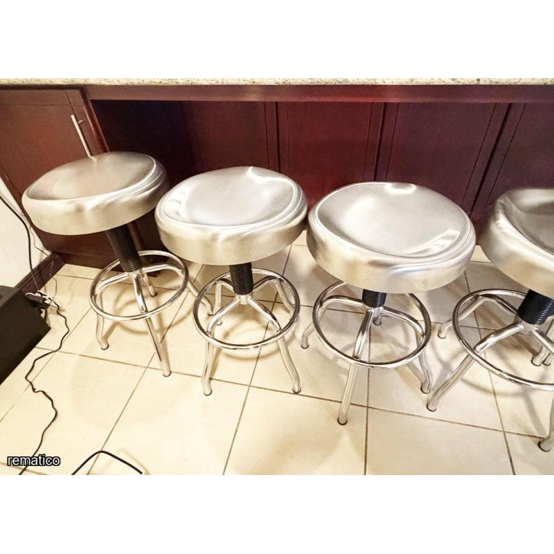 6 Bancos Bar ItemSD8