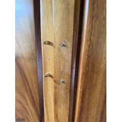 Armario, madera sólida ItemSD9